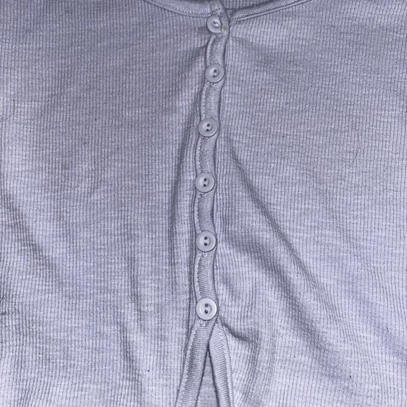 Women's Lilac Button-Up Ribbed Top Lettuce Trim Aeropostale - Picture 7 of 7